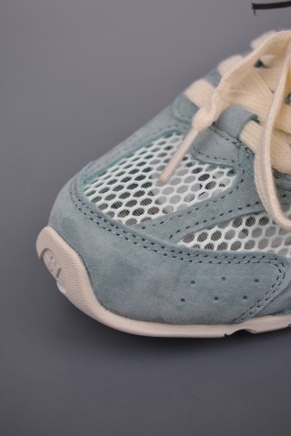 Miu Miu x New Balance 530 view 6