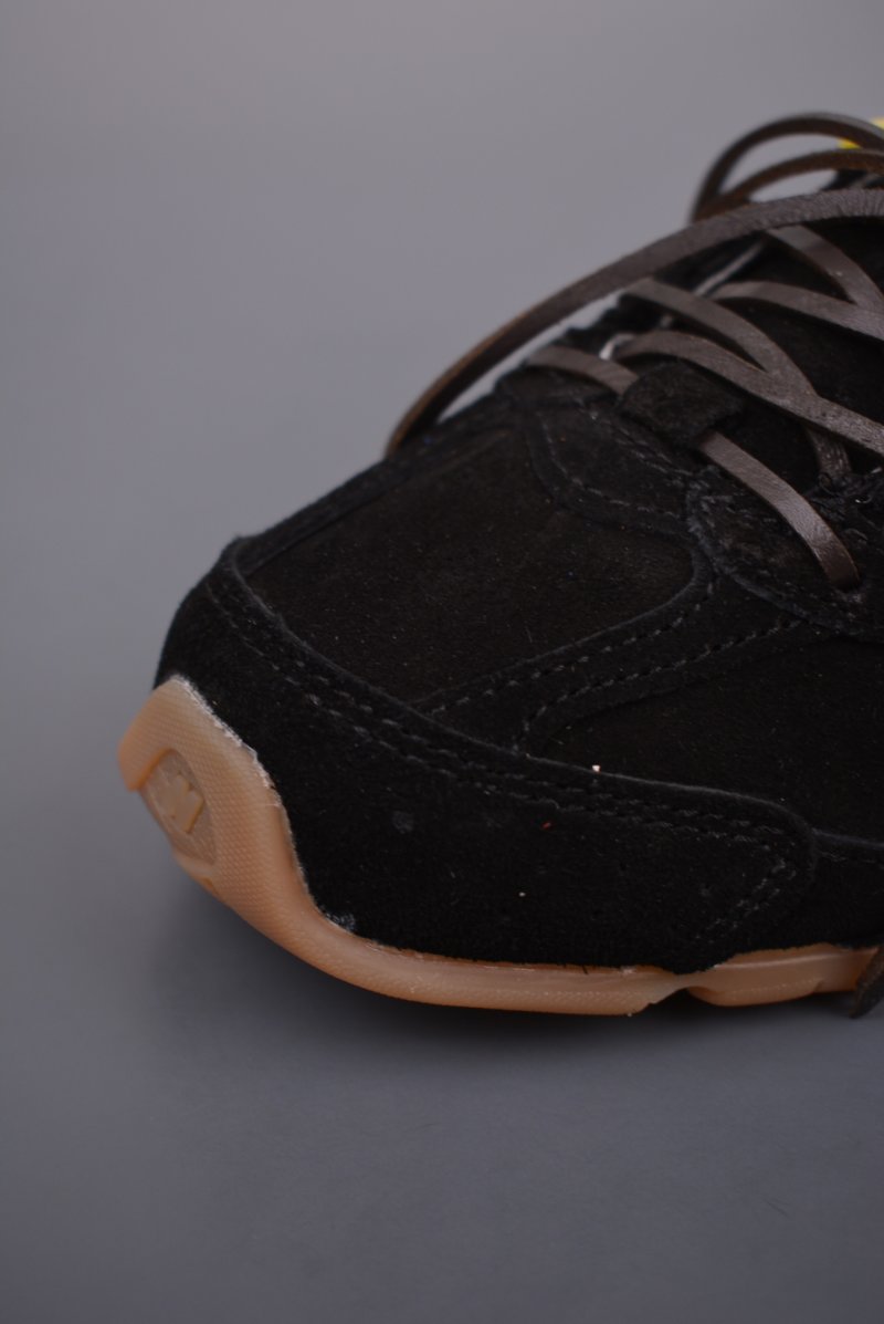 Miu Miu x New Balance 530 view