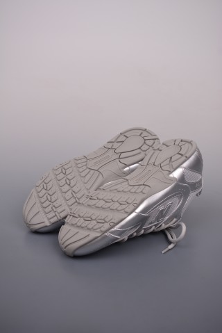 Miu Miu x New Balance 530 view 3