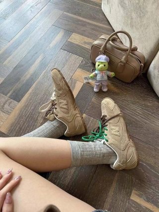 Miu Miu x New Balance 530 view 6