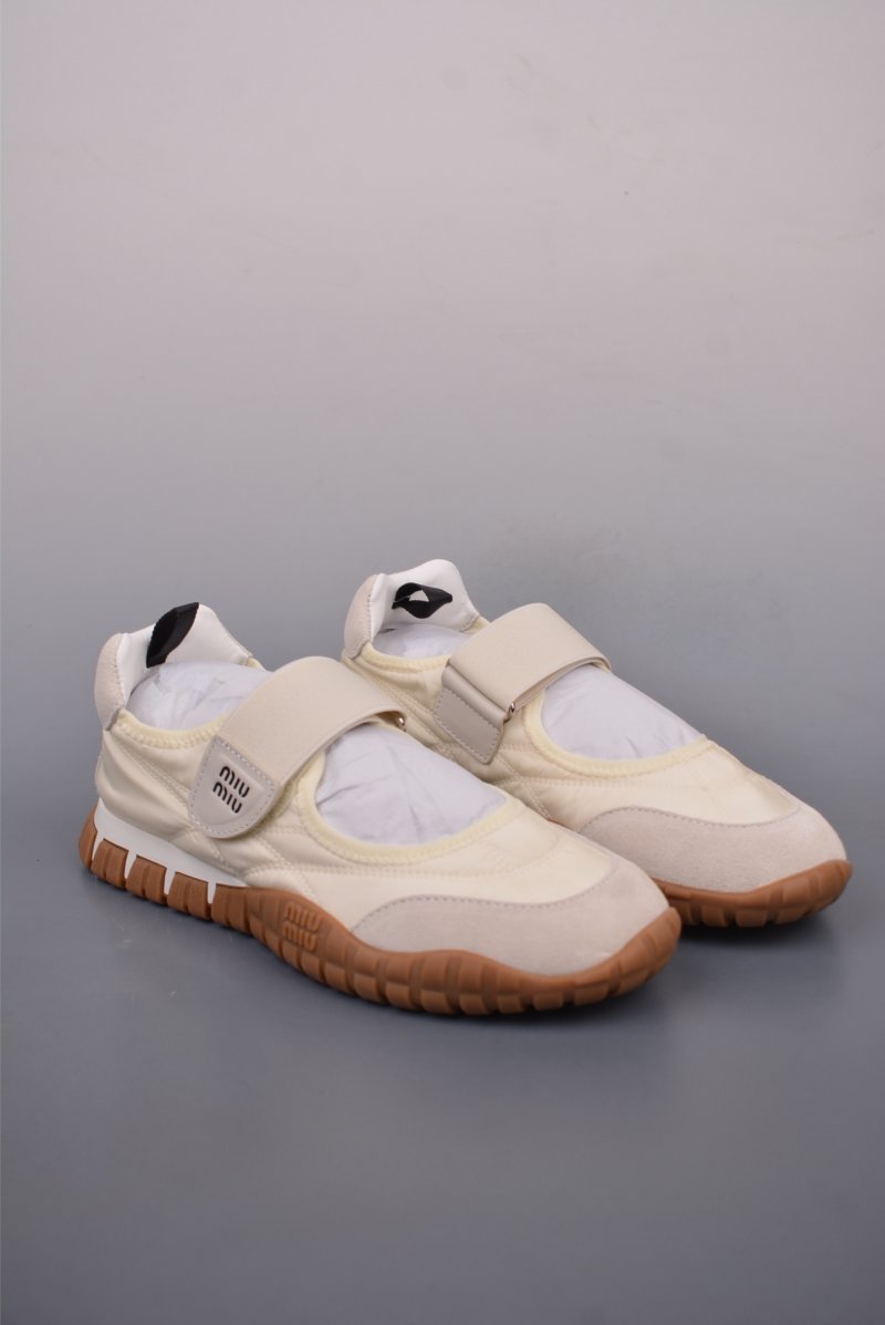 Miu Miu Tyre 'Spring / Summer'
