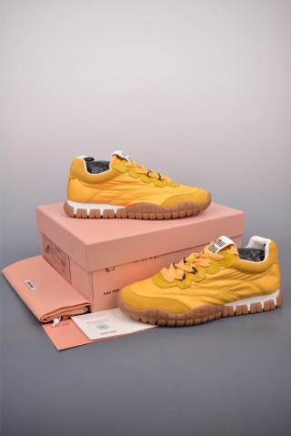 Miu Miu Tyre 'Spring / Summer' view 5