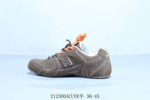 Miu Miu x New Balance NB530 'Couple' view 2