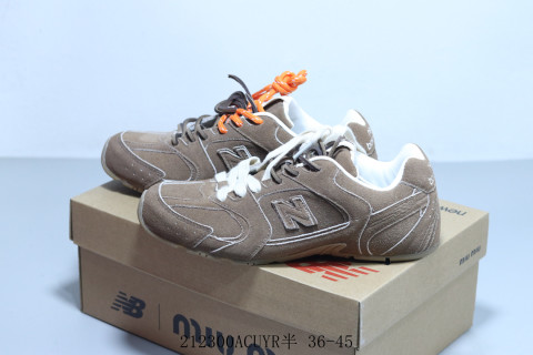 Miu Miu x New Balance NB530 'Couple' view 6