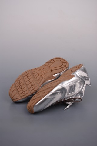 Miu Miu x New Balance NB530 '530SL' view 3