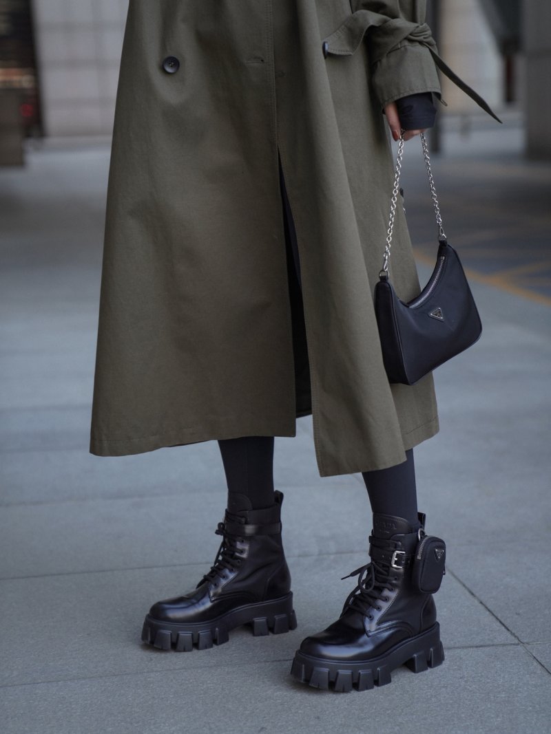 Prada 2023S Loafer view
