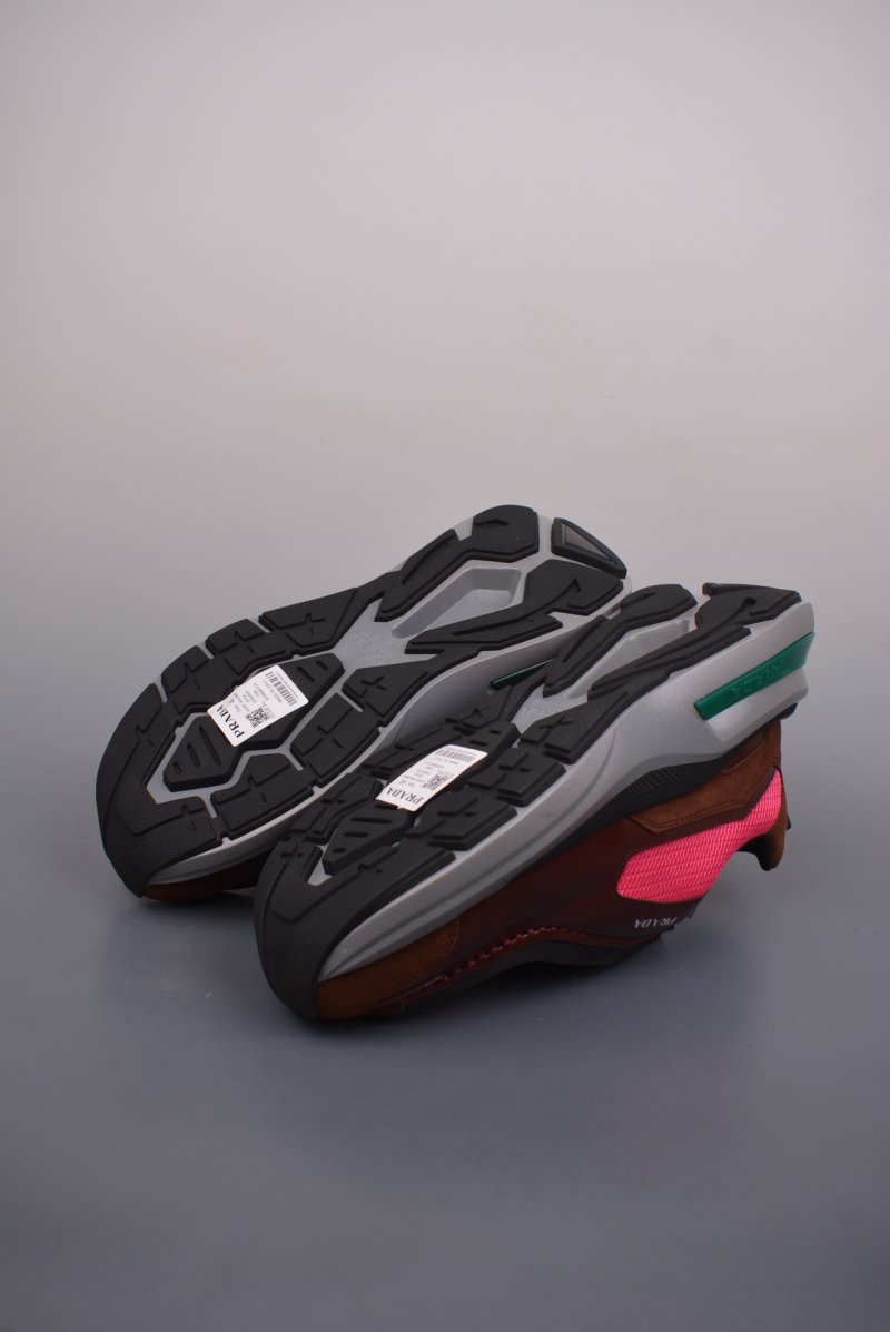 Prada P 'Red' view