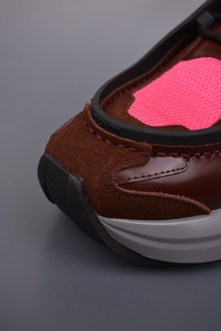 Prada P 'Red' view 6