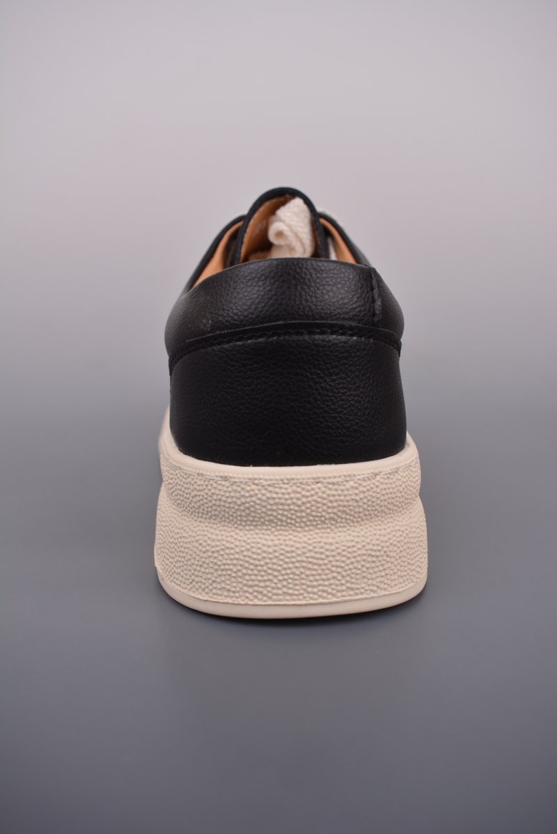 Prada QT view