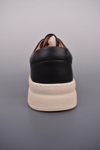 Prada QT view 4