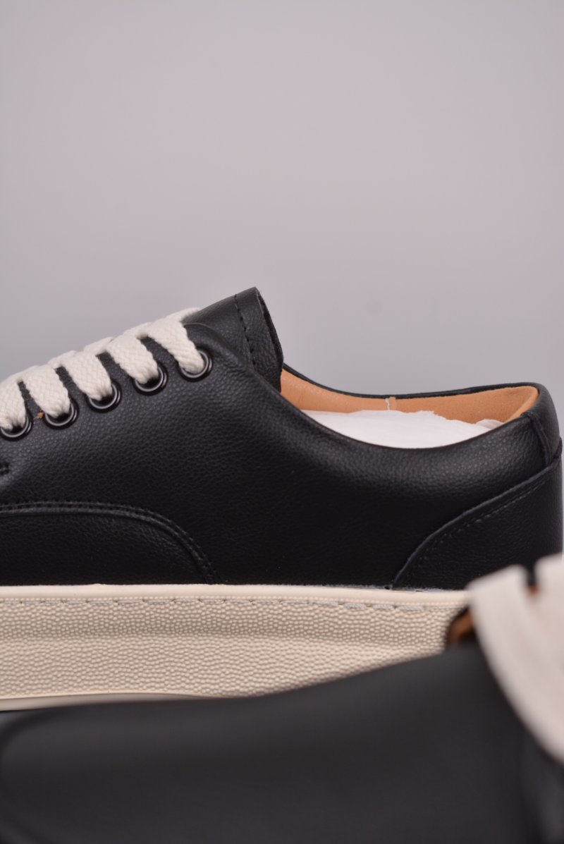 Prada QT view