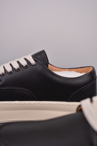Prada QT view 8