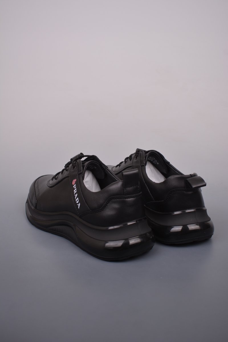 Prada QT view
