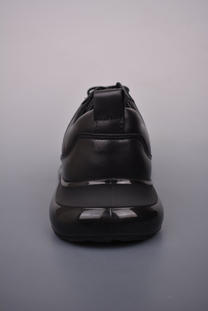 Prada QT view