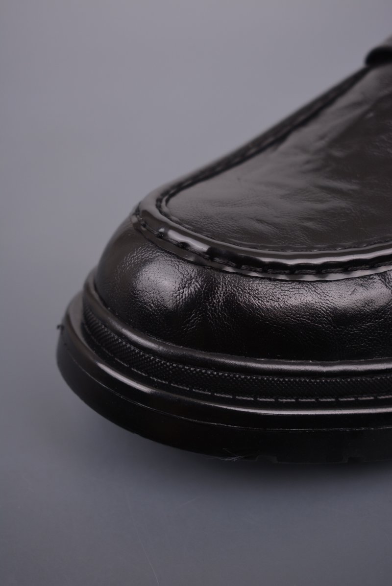 Prada QT view
