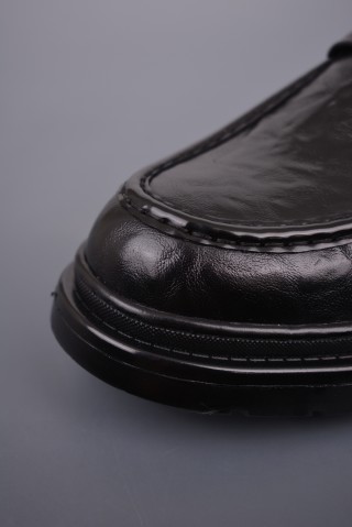 Prada QT view 24