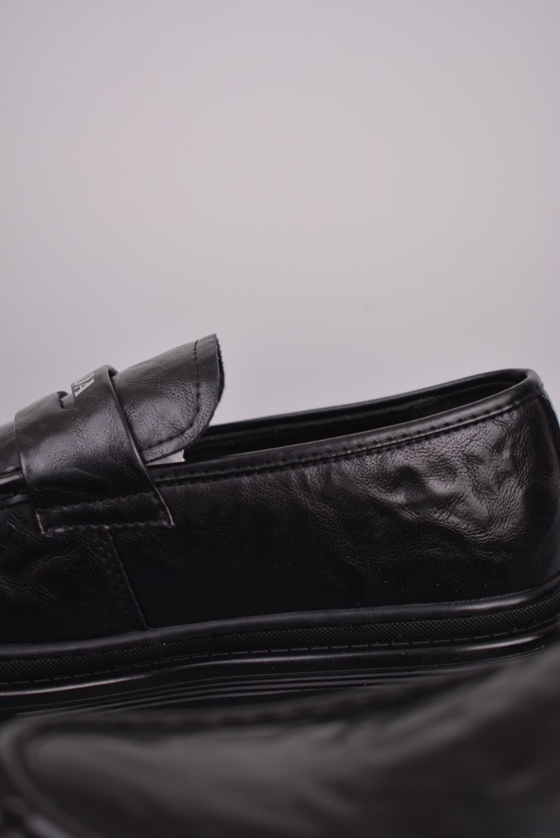 Prada QT view