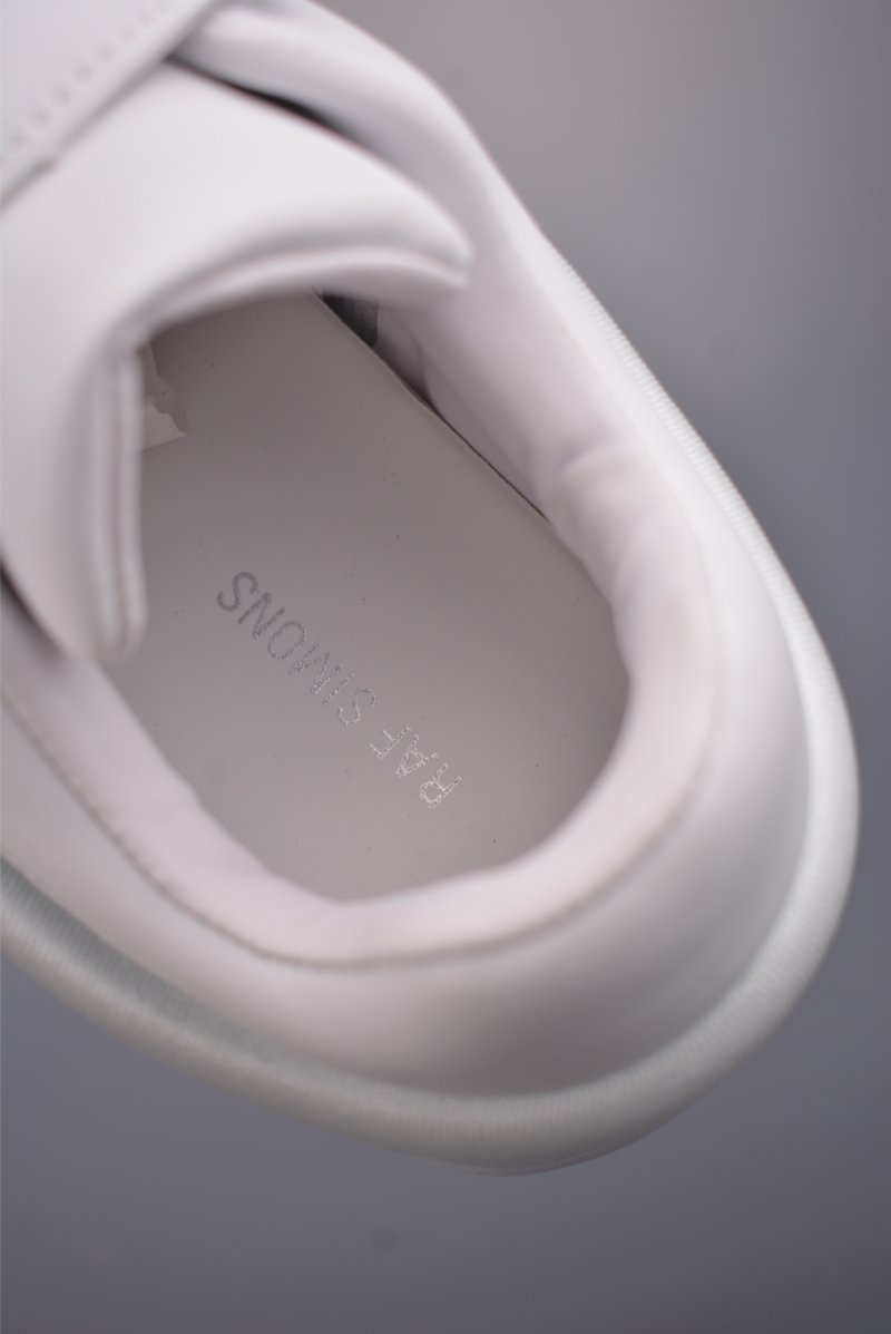 Raf Simons Antei view