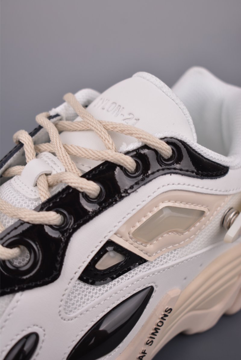 Raf Simons Cylon-21 view