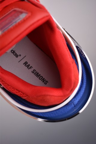 Raf Simons Response Trail view 9