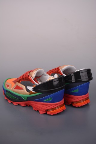 Raf Simons Response Trail view 2