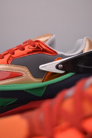 Raf Simons Response Trail view 8