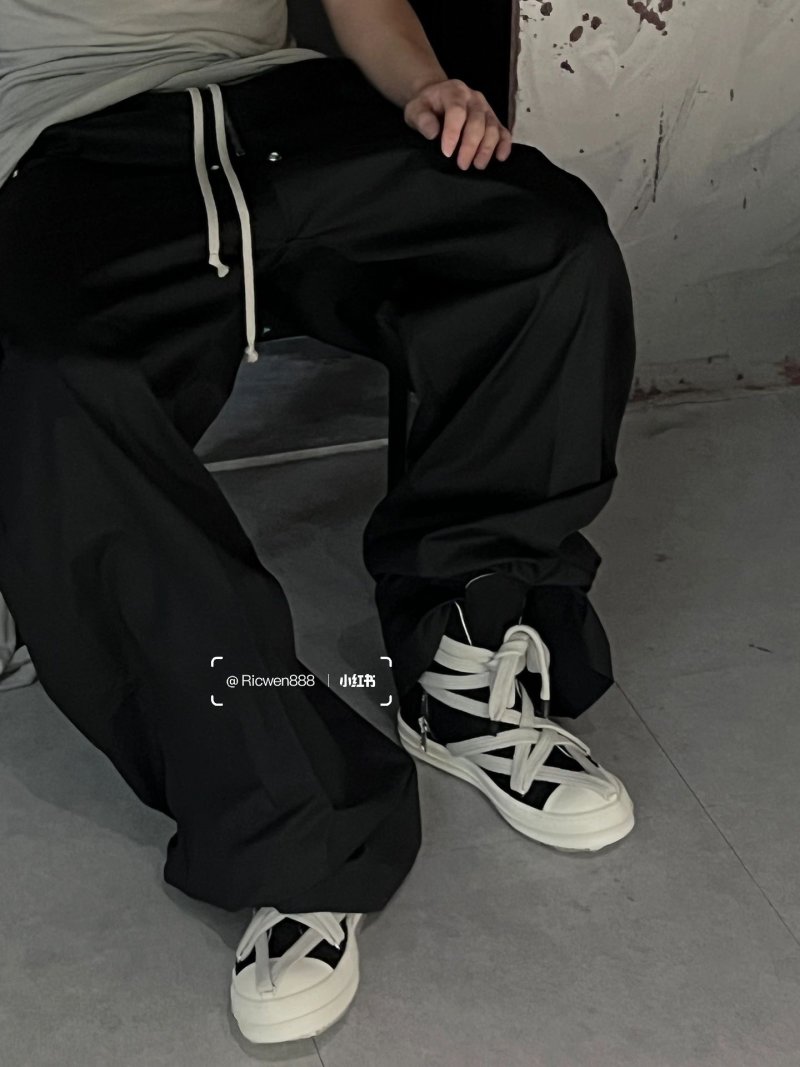 Rick Owens High Top view