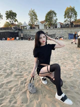 Valentino Rockstud Sneaker 'White' view 4