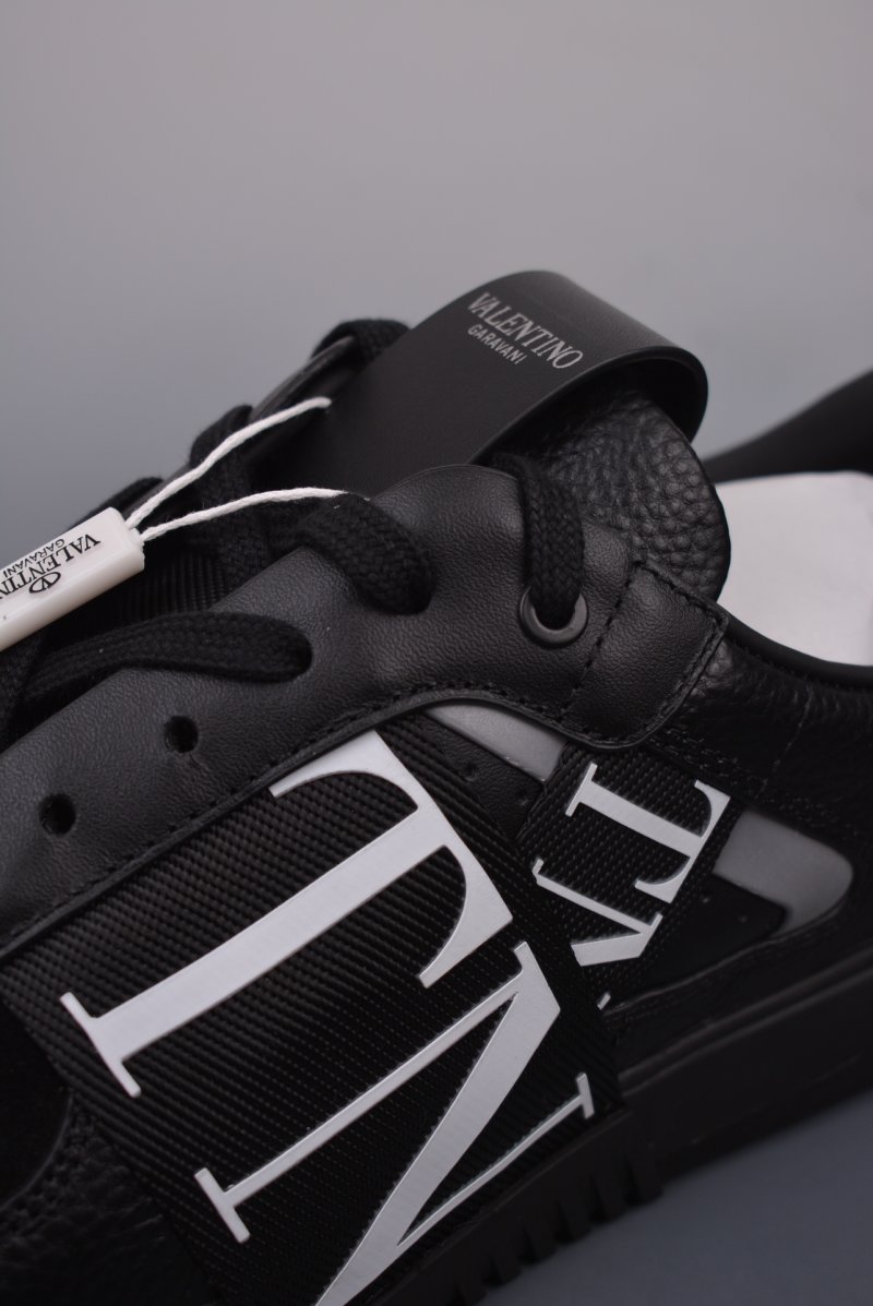 Valentino Garavani VL7N Low Sneaker 'White' view