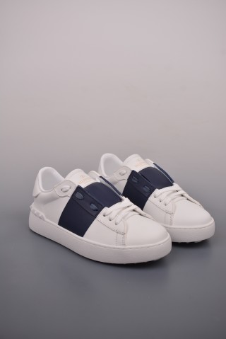 Valentino Rockstud Untitled Low Sneaker 'White / Gold'