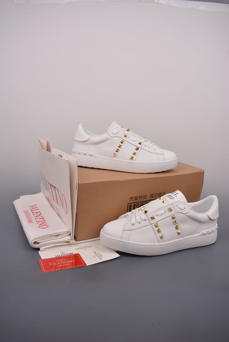 Valentino Rockstud Untitled Low Sneaker 'White / Gold' view