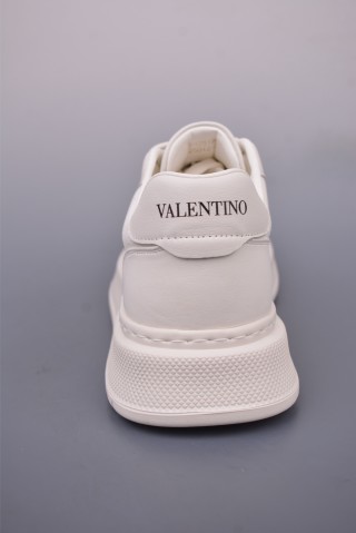 Valentino Rockstud Untitled Low Sneaker 'White / Gold' view 4
