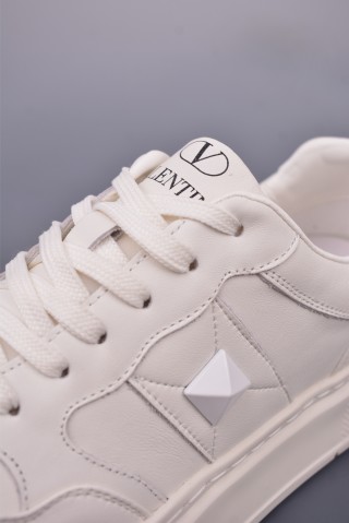 Valentino Rockstud Untitled Low Sneaker 'White / Gold' view 7