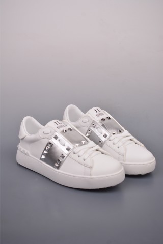 Valentino Rockstud Untitled Low Sneaker 'White / Gold'