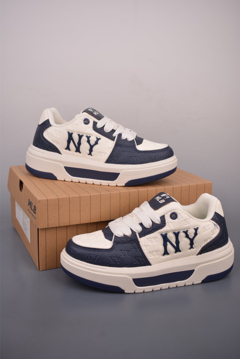 MLB Chunky Liner Cooperstown Monogram Denim 'Multi' view