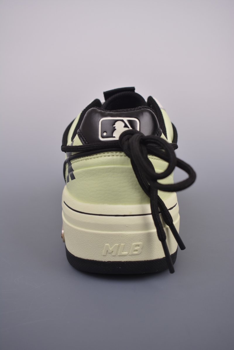MLB Chunky Liner Mid Basic 'Multi' view