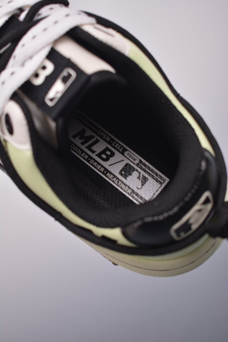 MLB Chunky Liner Mid Basic 'Multi' view