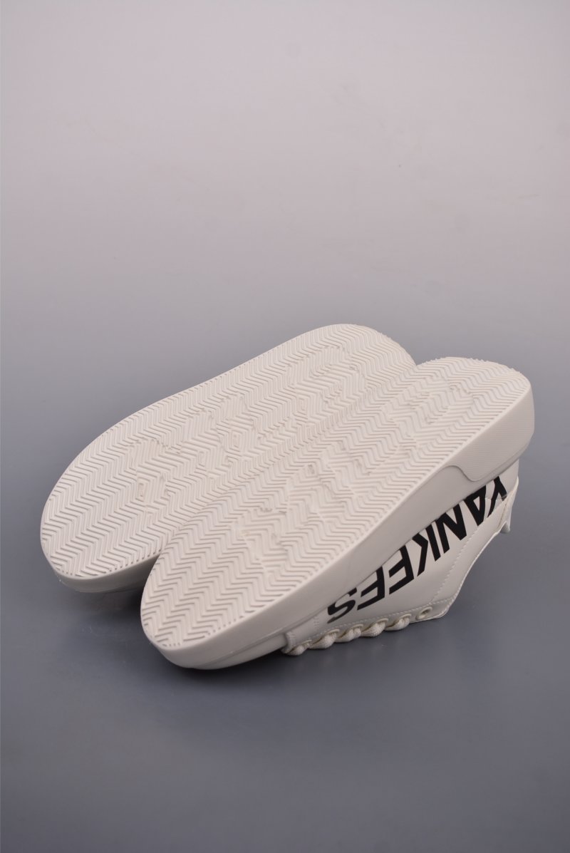 MLB Chunky Base Monogram 'Red' view
