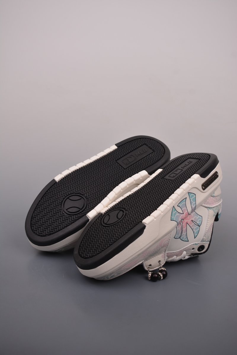MLB Chunky Liner 'Dragon Edition' view