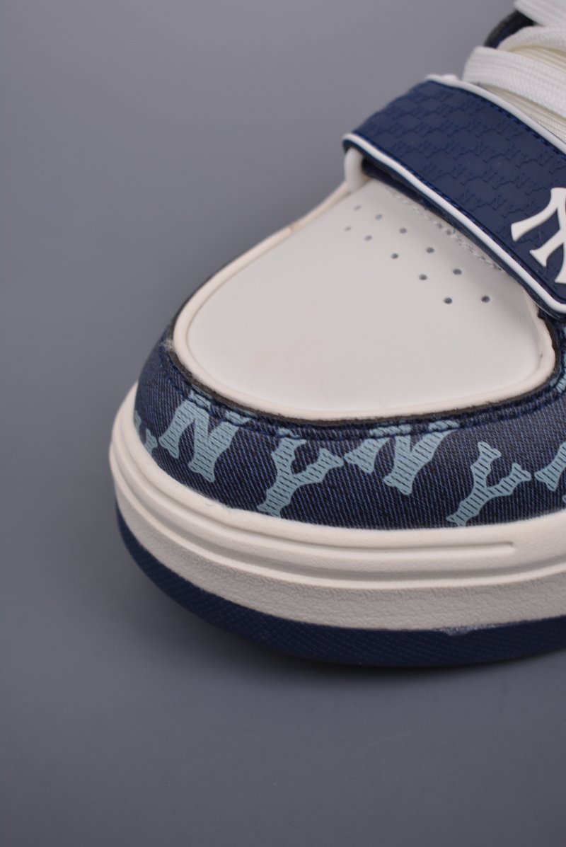 MLB Chunky Liner Basic 'New York Yankees' view