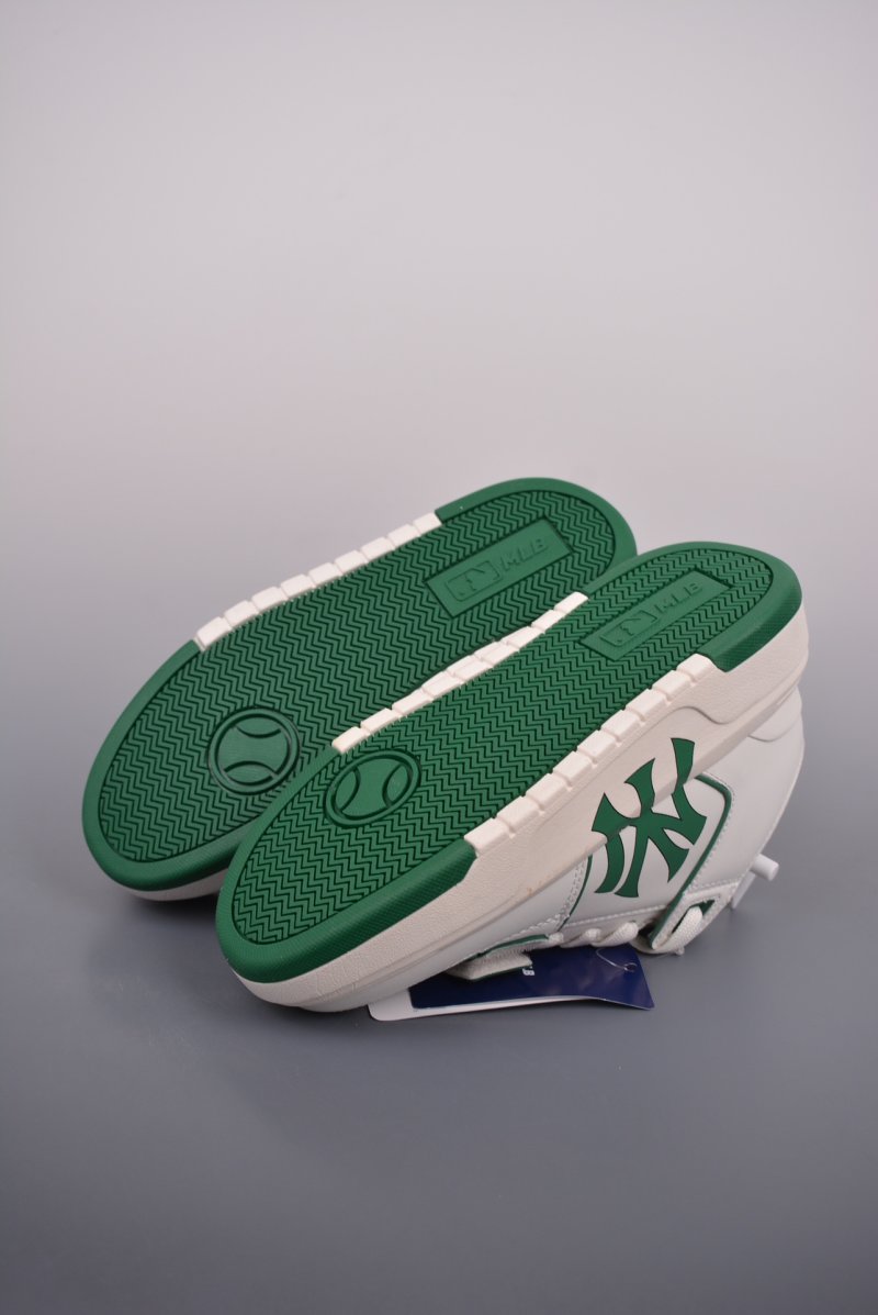 MLB Chunky Liner Basic 'New York Yankees' view