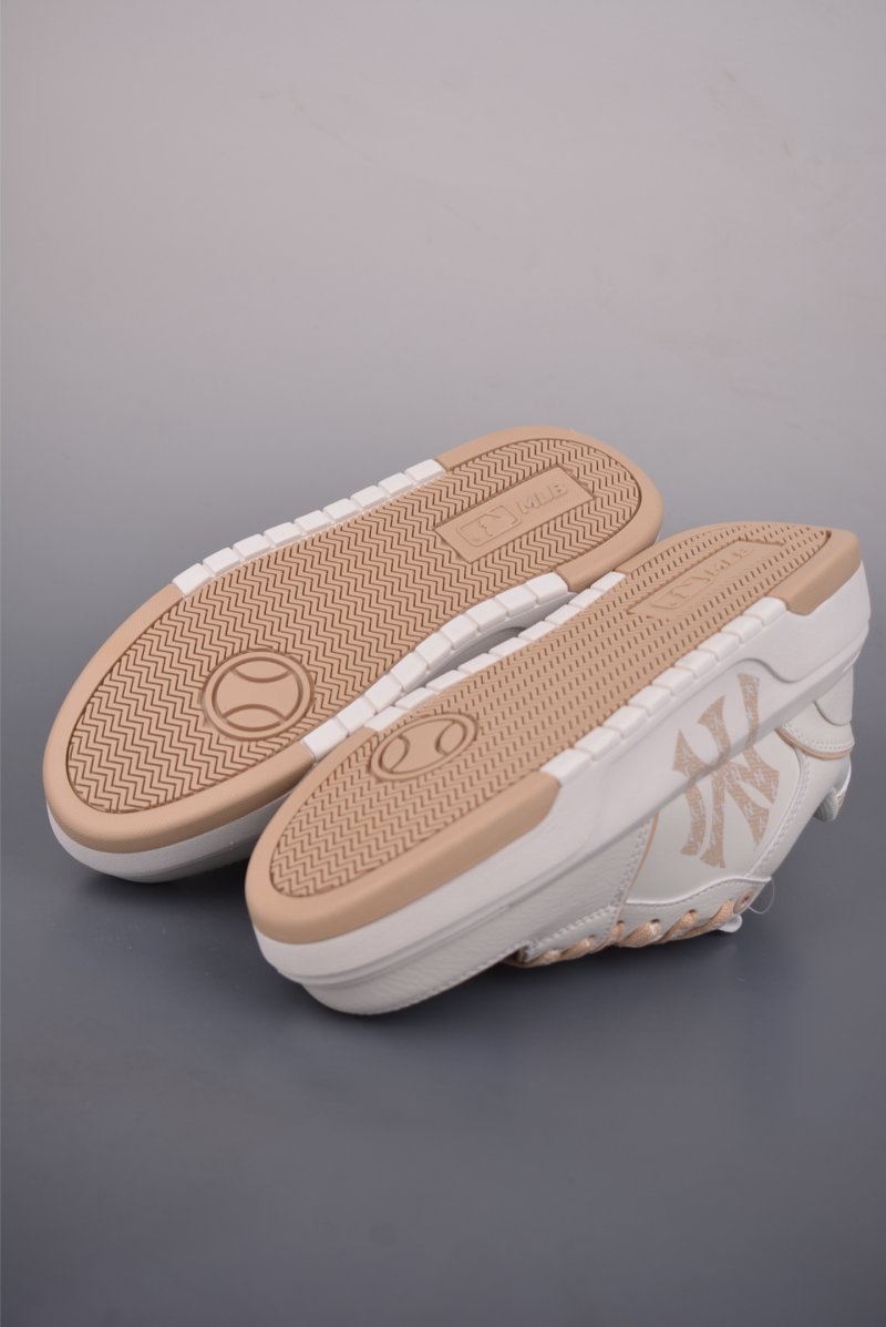 MLB Chunky Liner Denim Monogram view