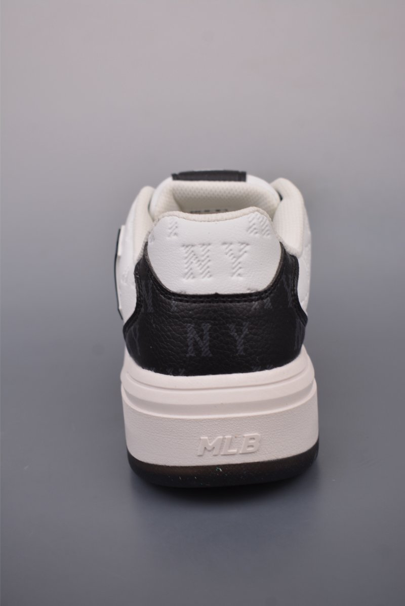 MLB Chunky Liner Embo Monogram view