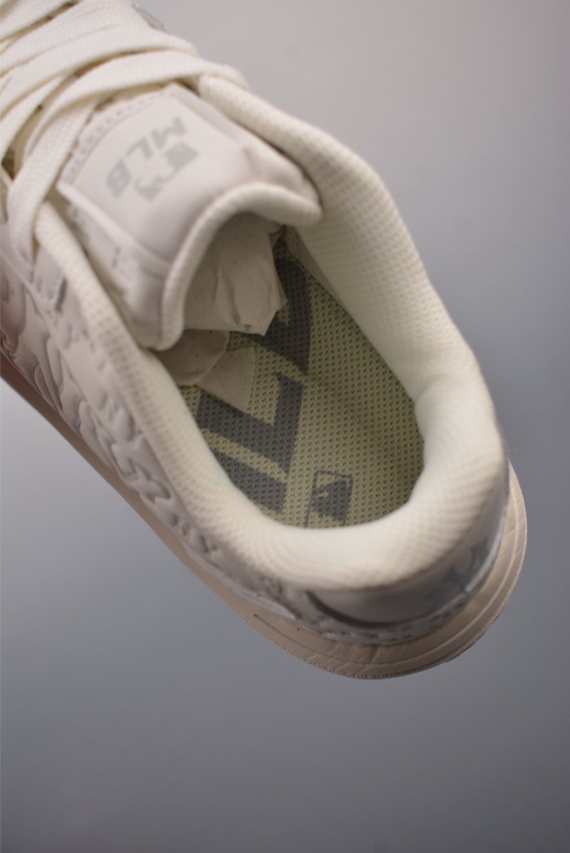 MLB Chunky Liner Embo Monogram view