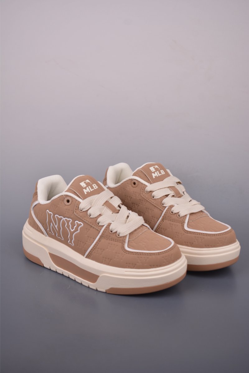MLB Chunky Liner Embo Monogram