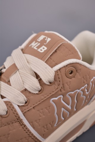 MLB Chunky Liner Embo Monogram view 7