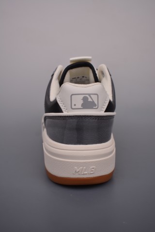 MLB Chunky Liner Hologram view 4