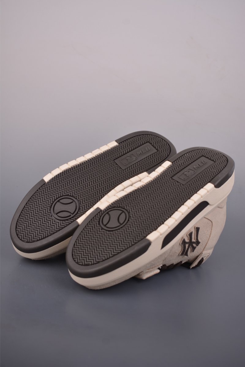 MLB Chunky Liner Mid Hairy view