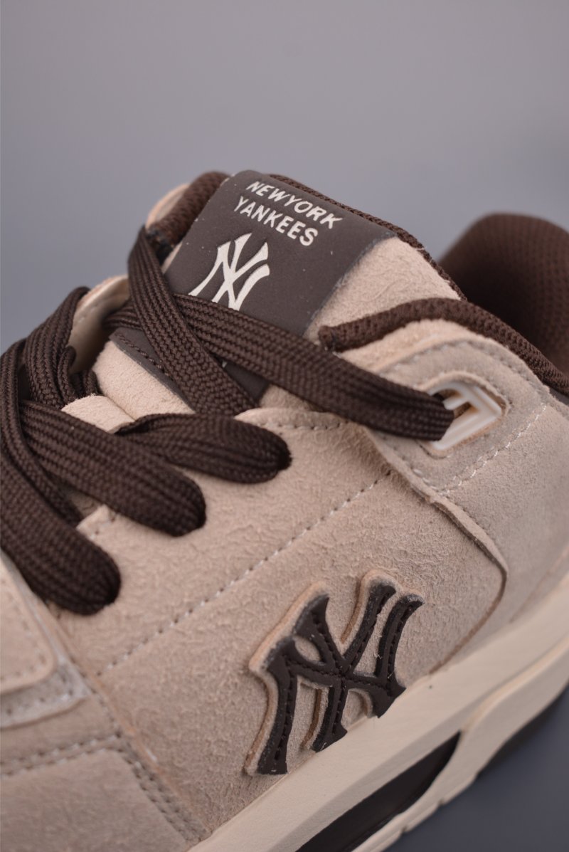 MLB Chunky Liner Mid Hairy view