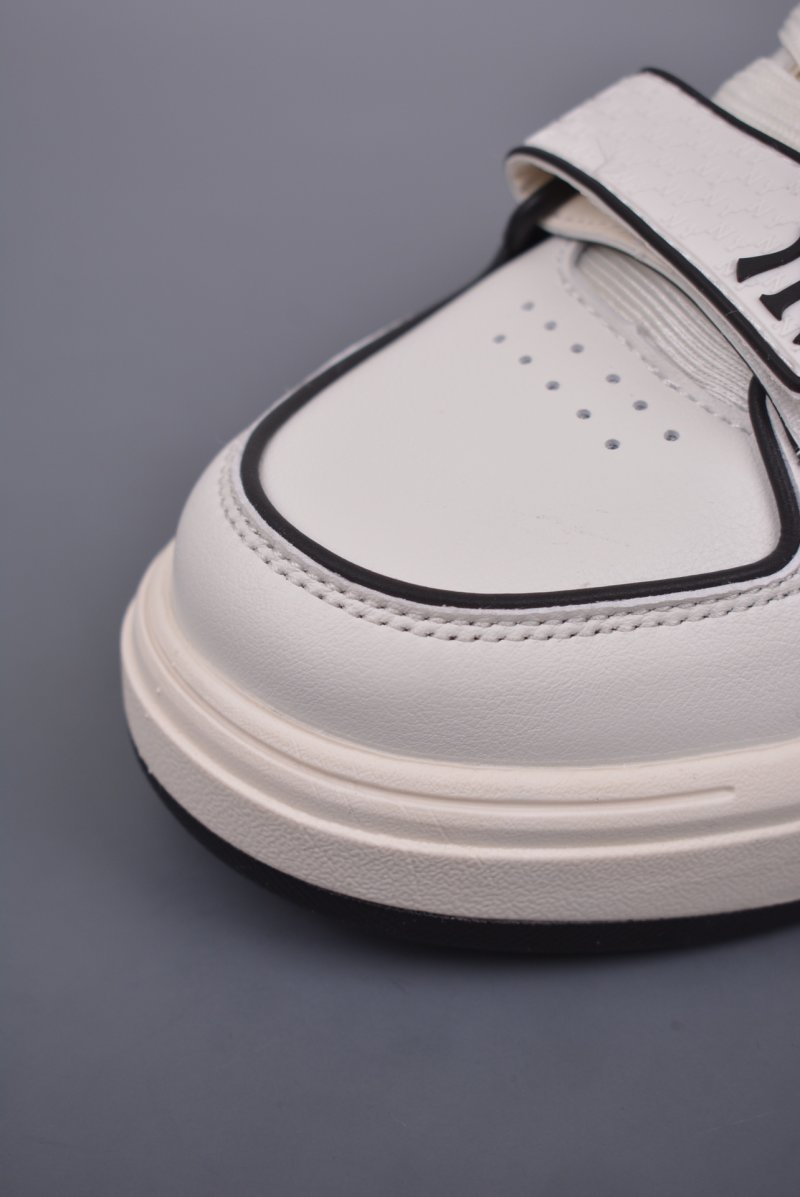 MLB Chunky Liner Mid Heel Classic Monogram view